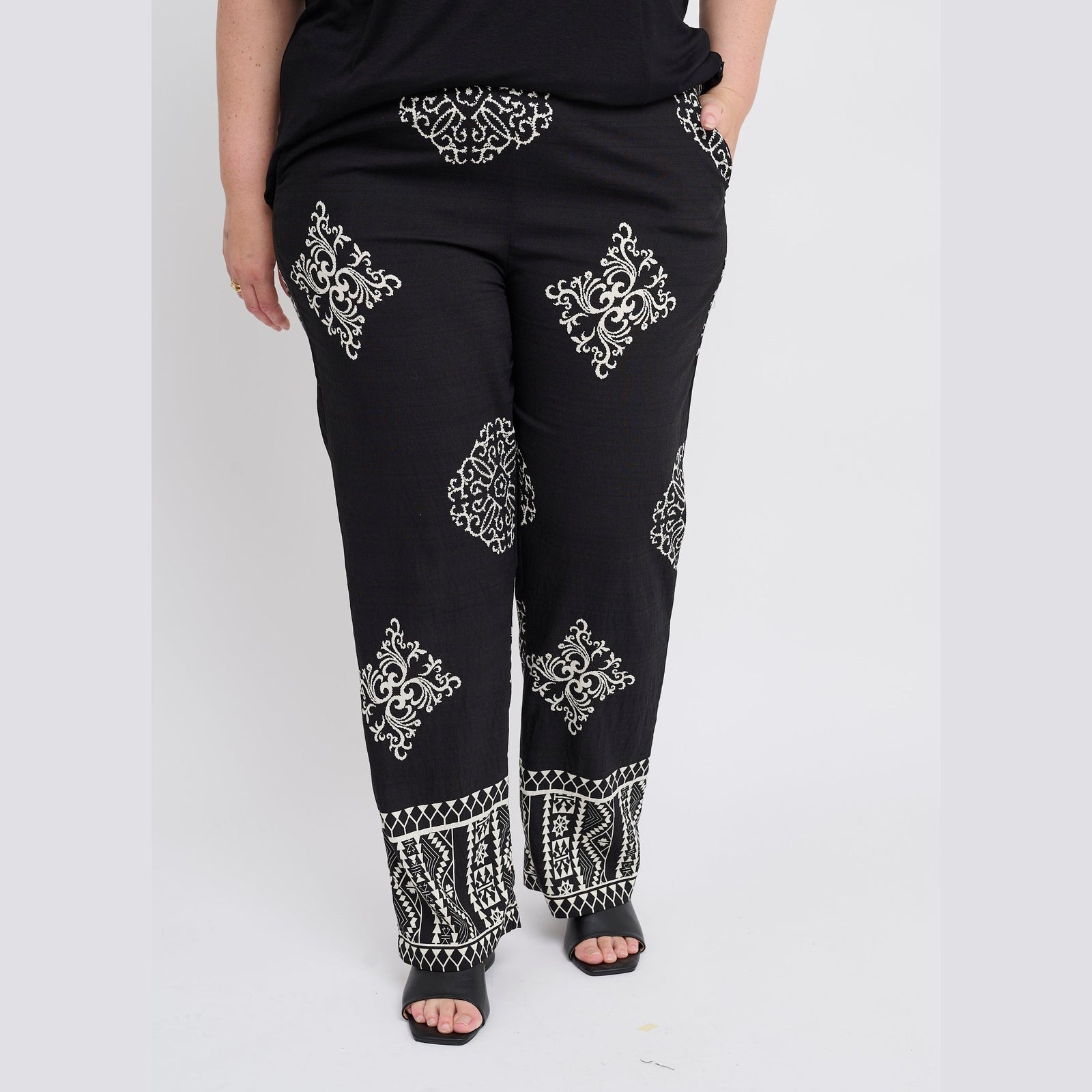 Adia ADThilde Bukser 9999 BLACK