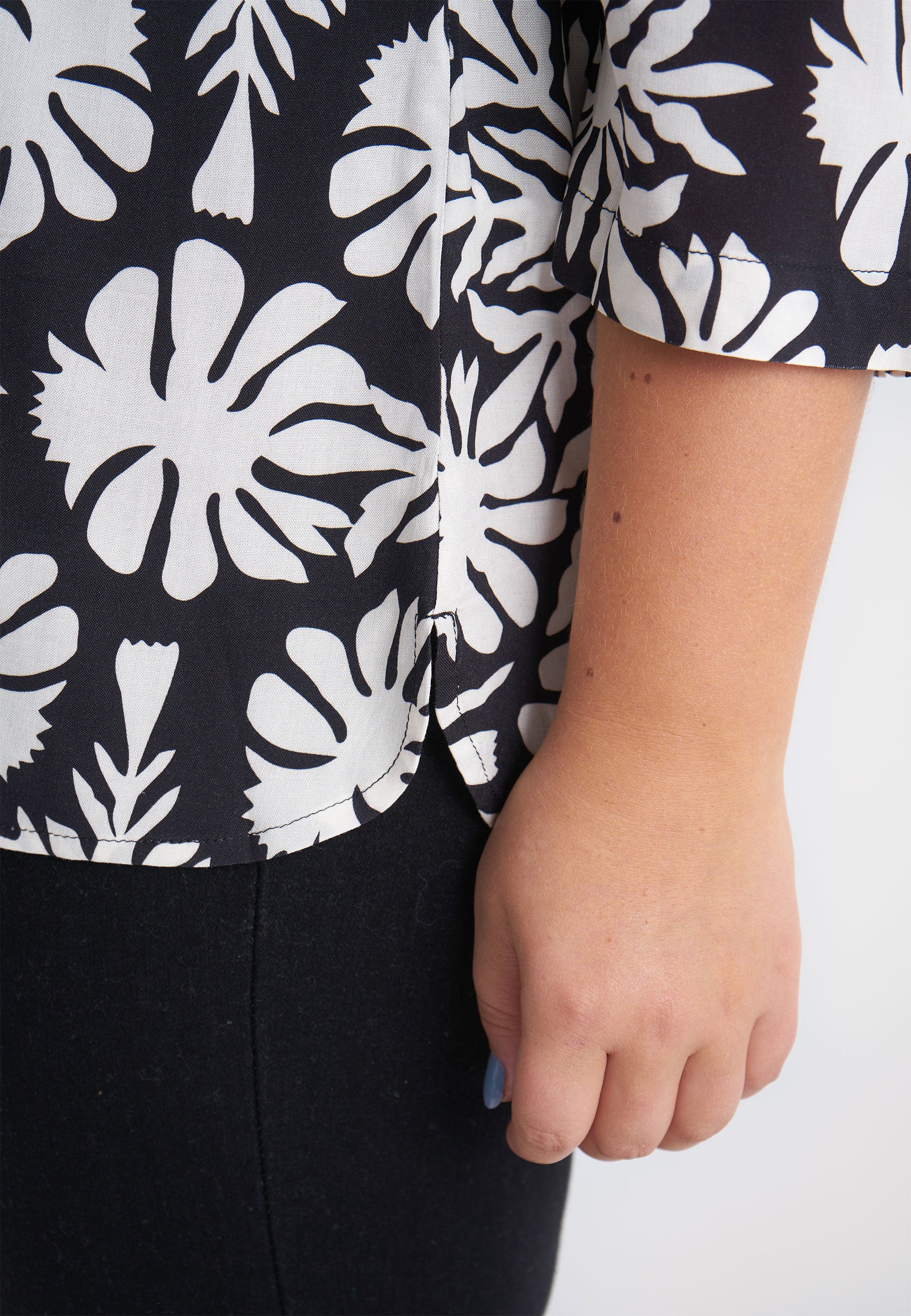 Aprico APCanton Bluser 010 Black