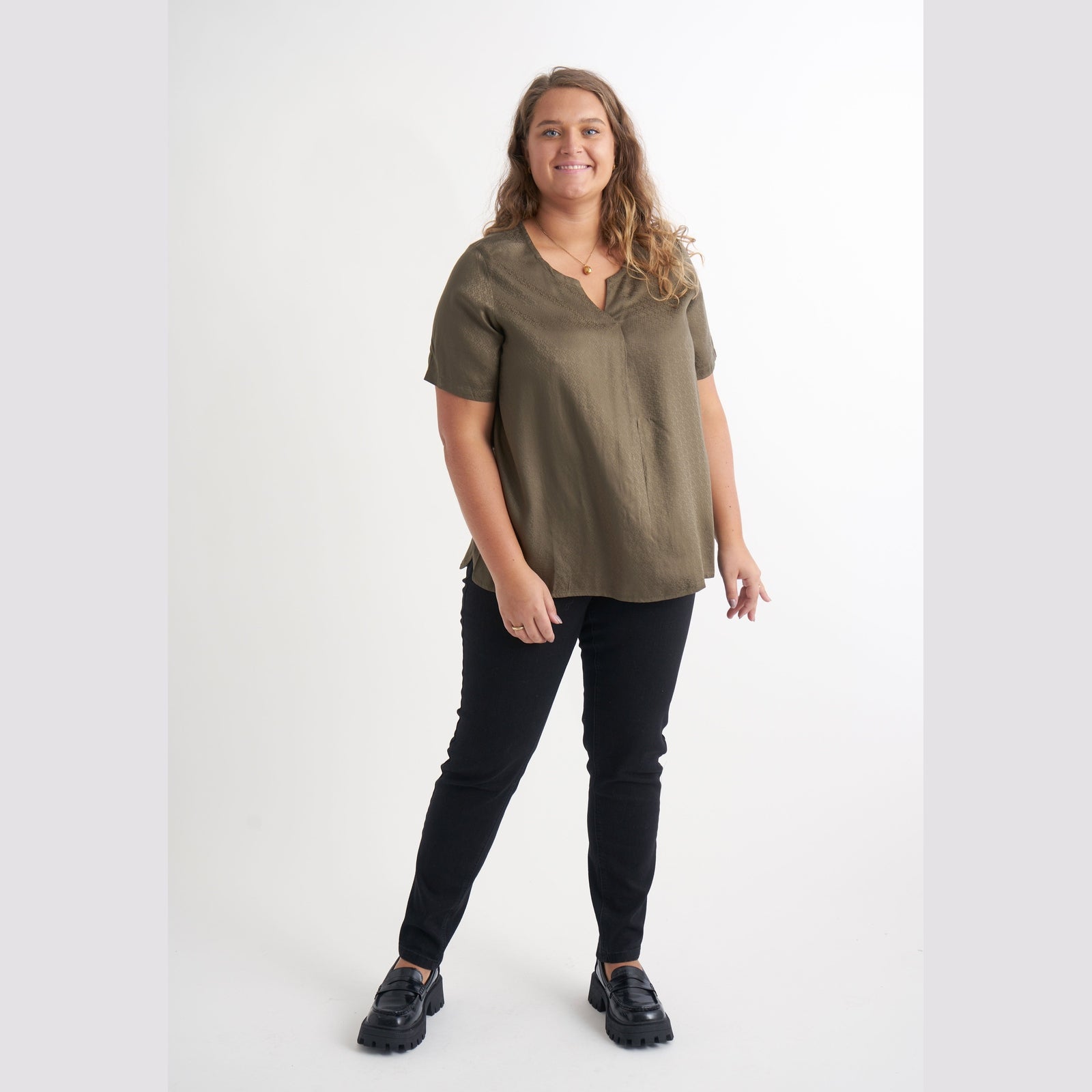 Aprico APGeorgia Bluser 672 Khaki