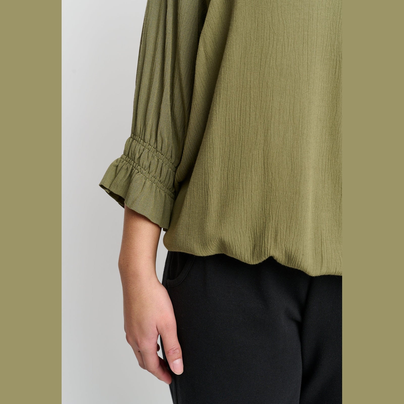 Aprico APIrvine Bluser 648 Dusty Olive
