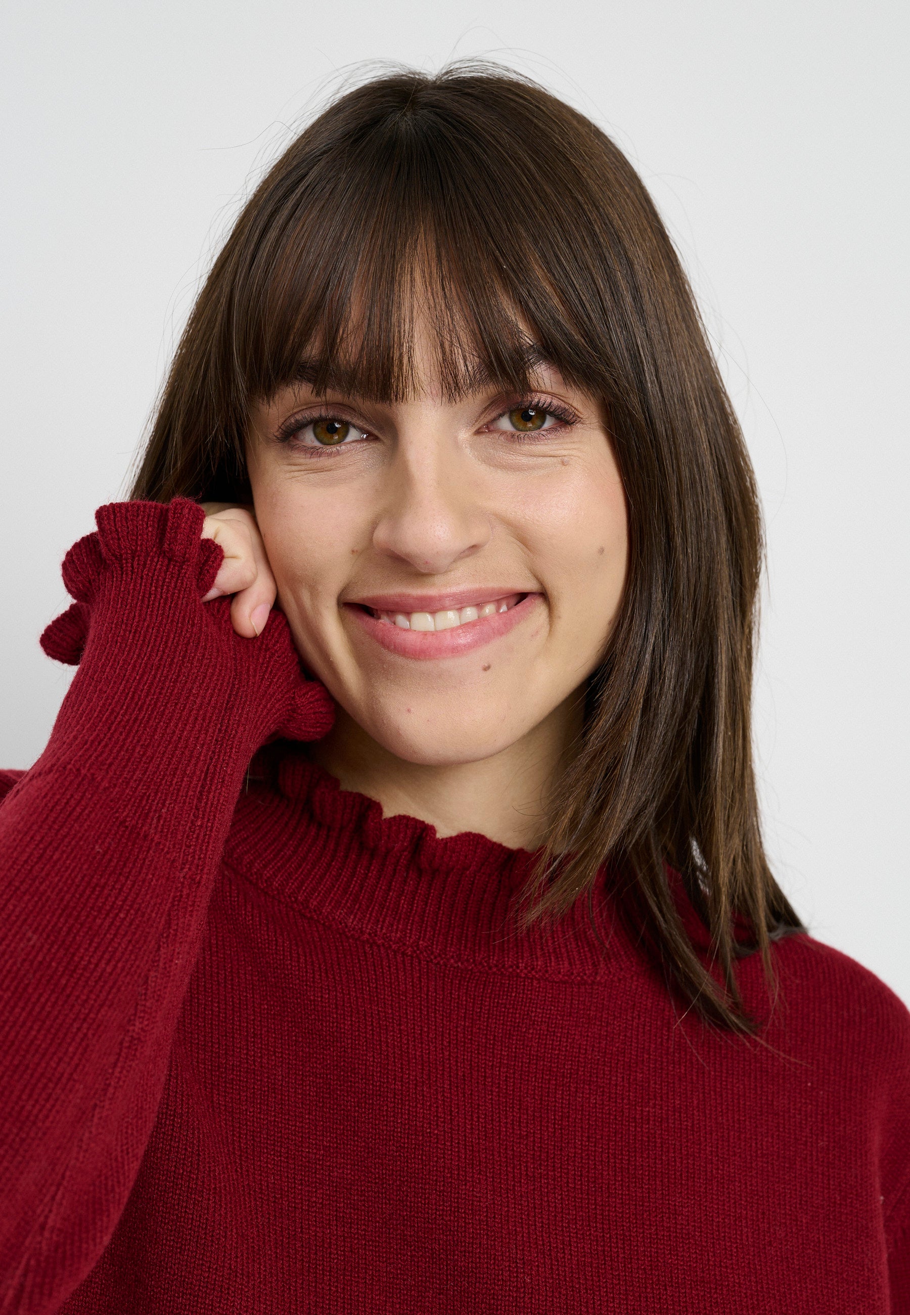 Lind Cassandra Knit Pullover 2655 ruby red