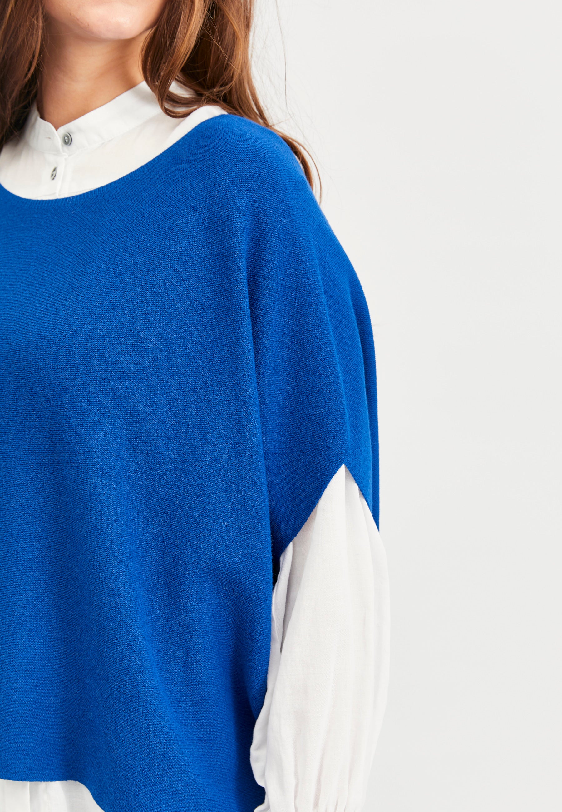 Lind Elfi Poncho 276 Lapis Blue