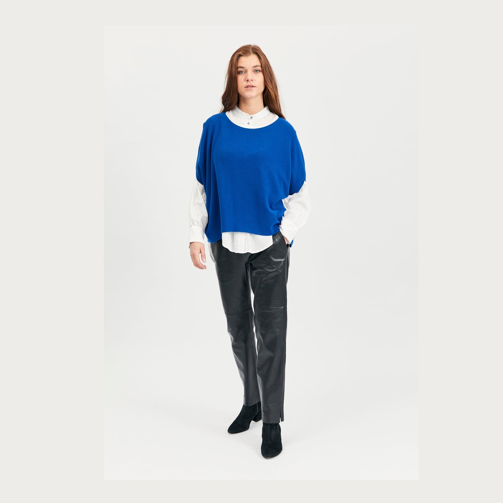 Lind Elfi Poncho 276 Lapis Blue