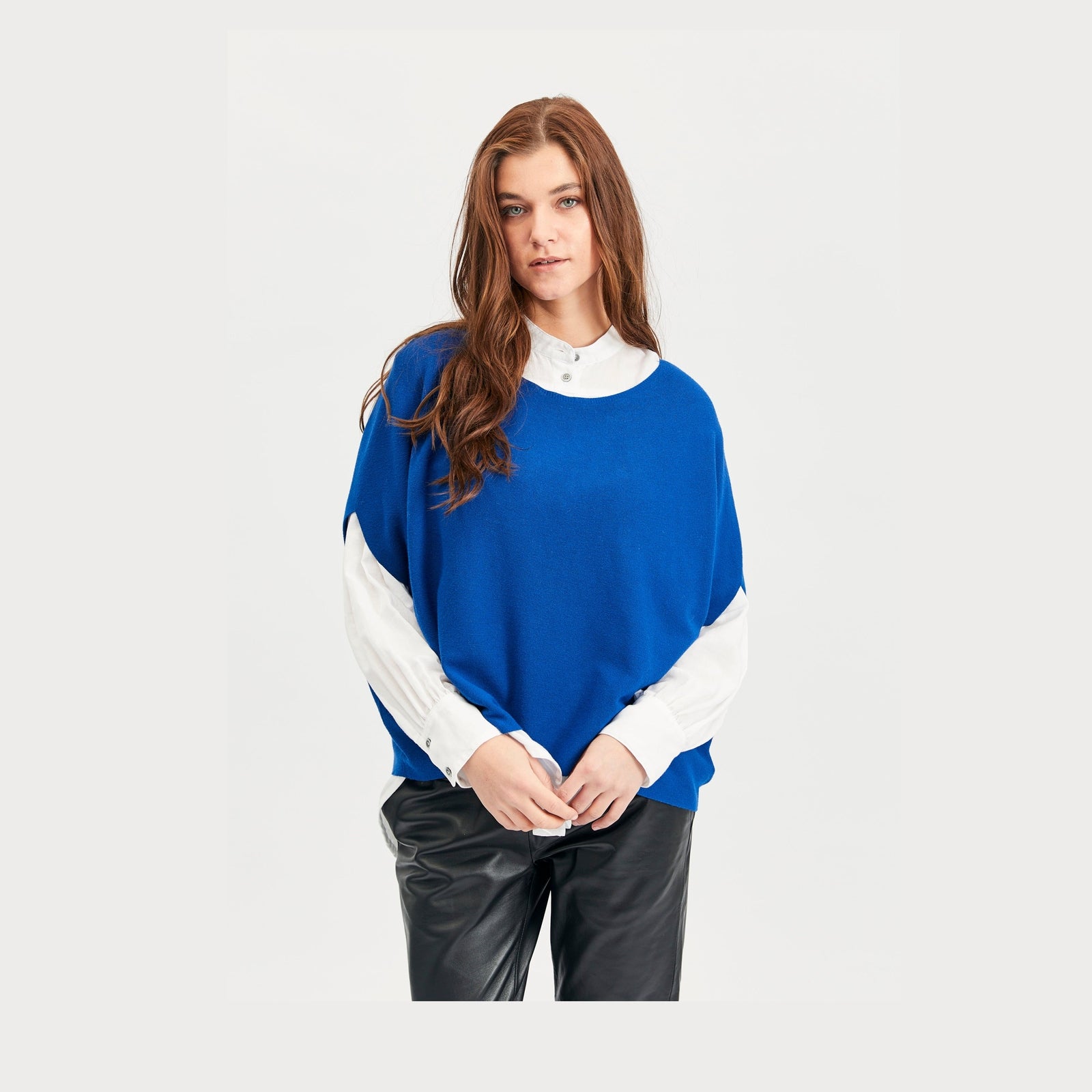 Lind Elfi Poncho 276 Lapis Blue