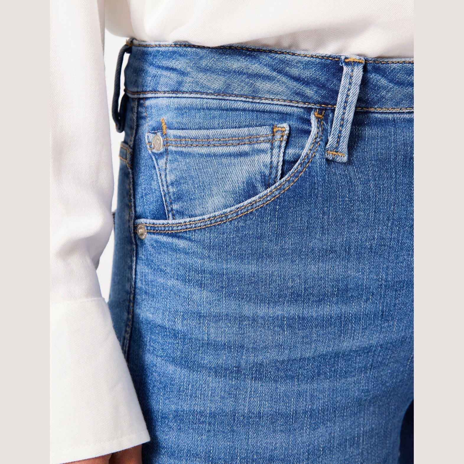 Celia Straight Jeans