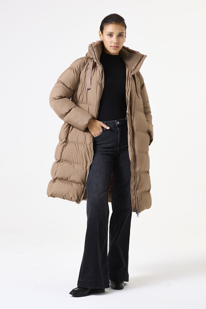 Halvlang vinterjakke