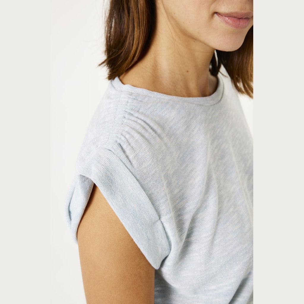 Lyseblå T-shirt
