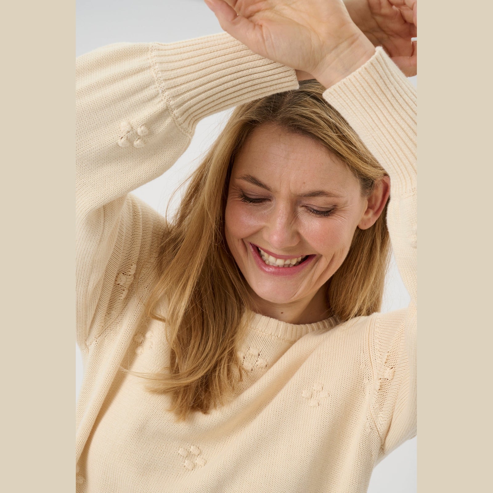 Lind LICamma Knit Pullover 1001 Off white