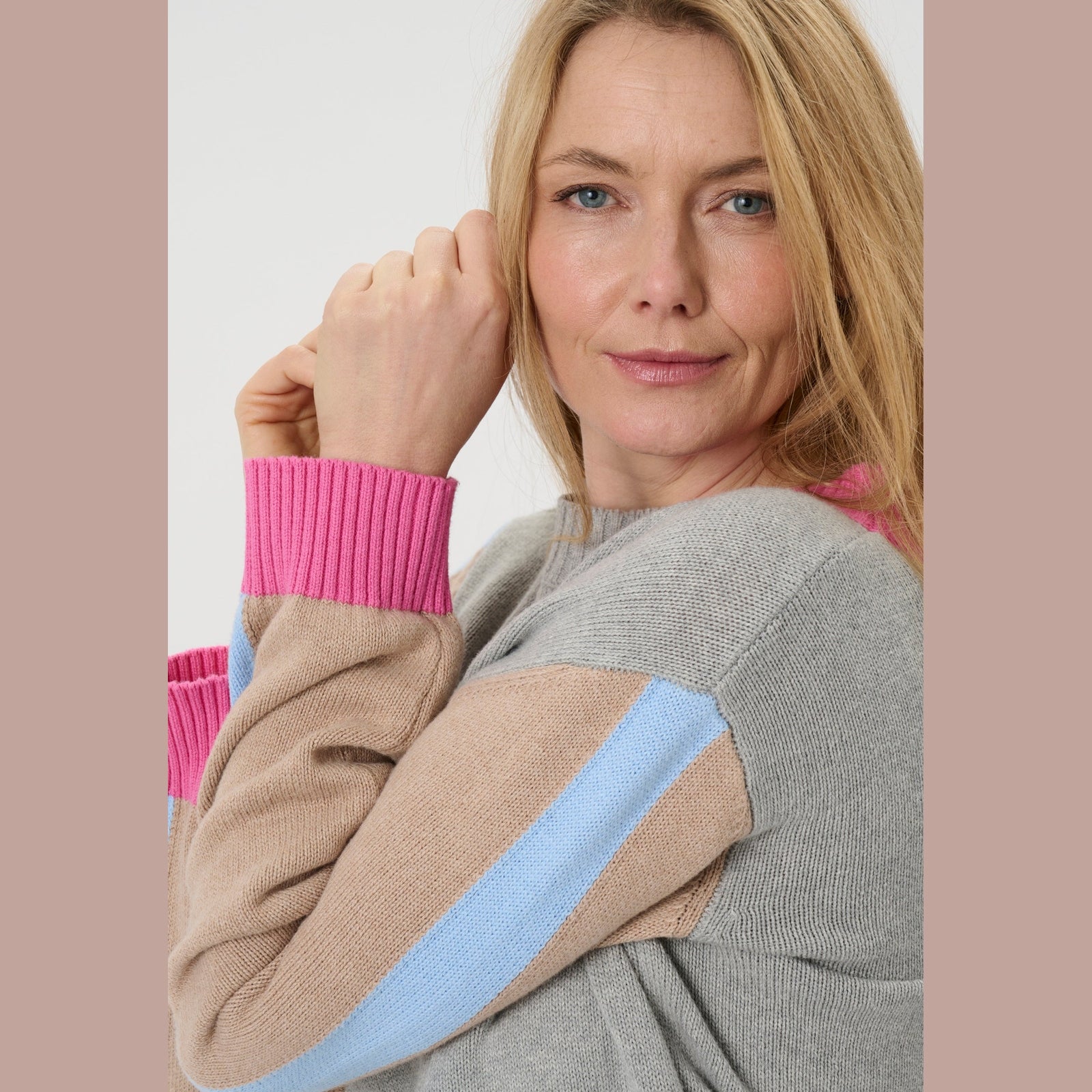 Lind LiAda Knit Pullover 9450 LIGHT GREY MELANGE