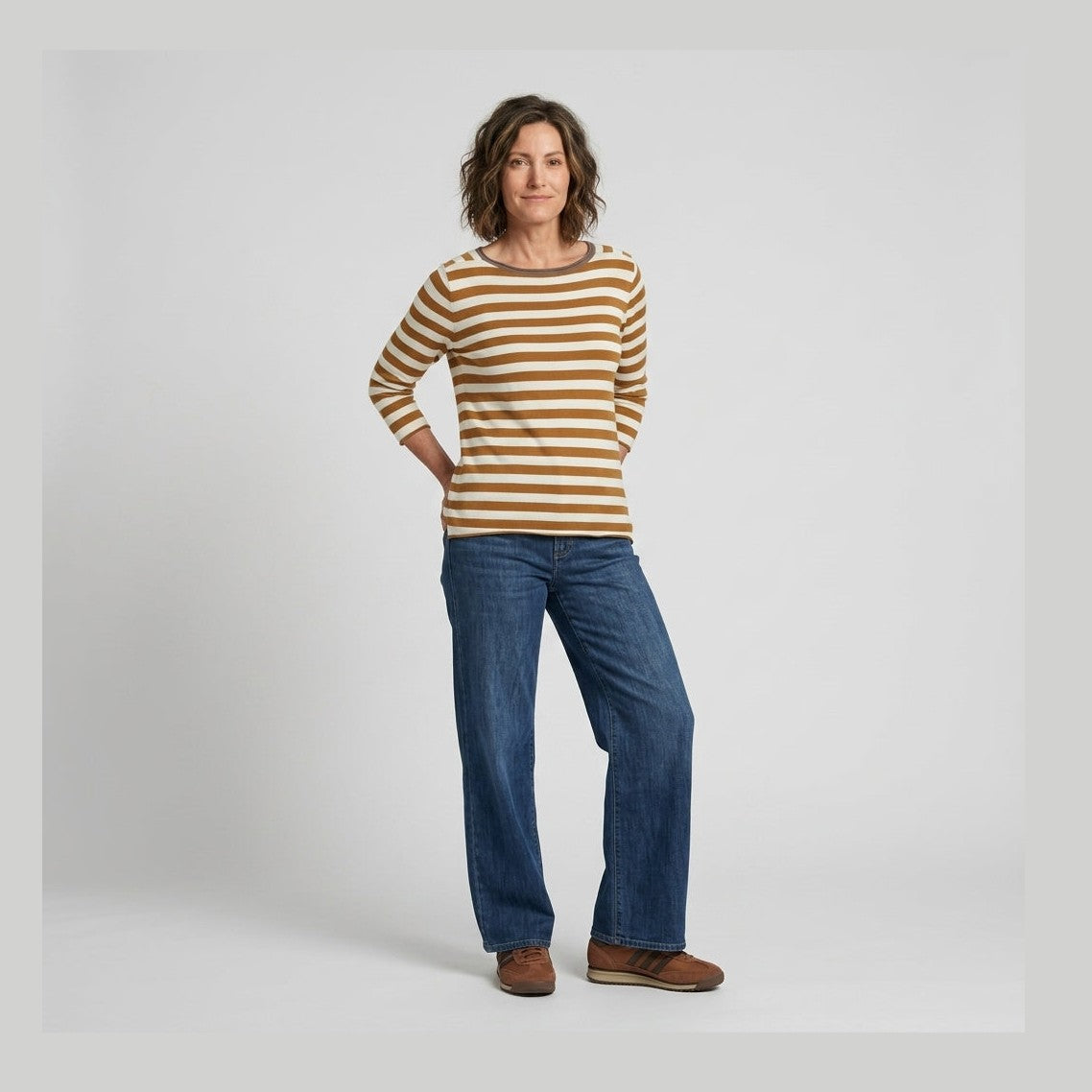 Lind LiChloe Knit Pullover 1500 BROWN