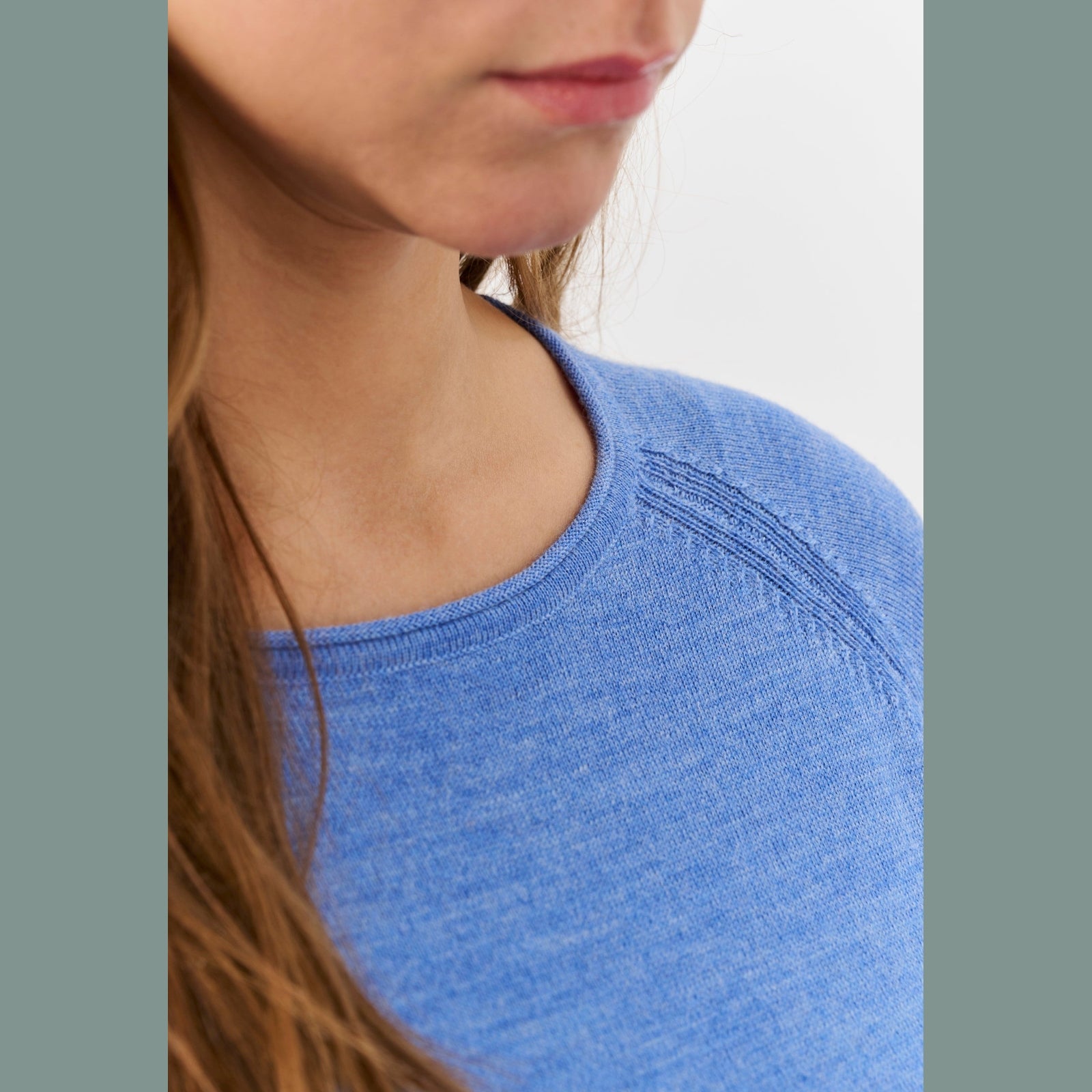 Lind LiKarin Knit Pullover 5260 sky blue melange