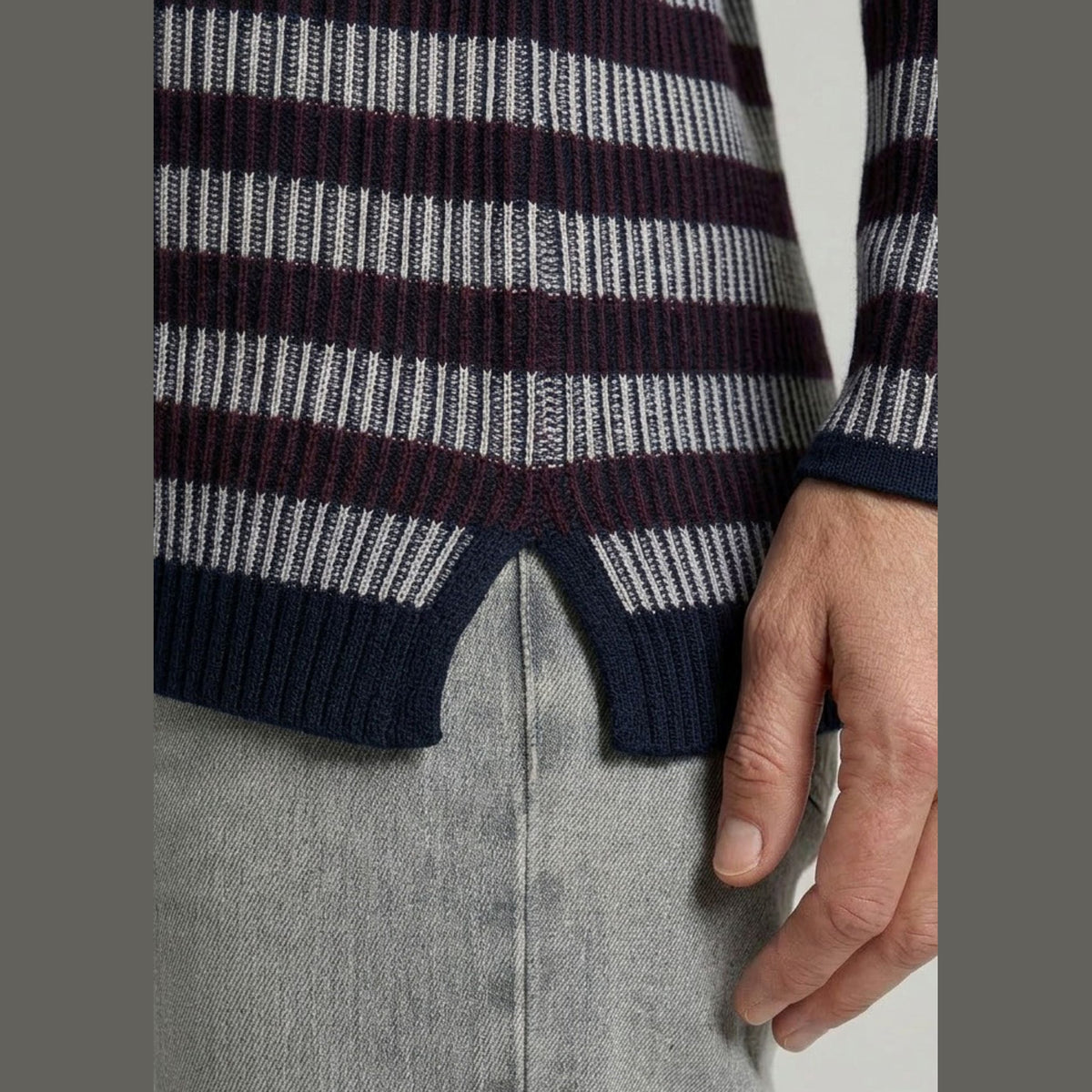 Lind LiNadia Knit Pullover 5999 NAVY BLUE