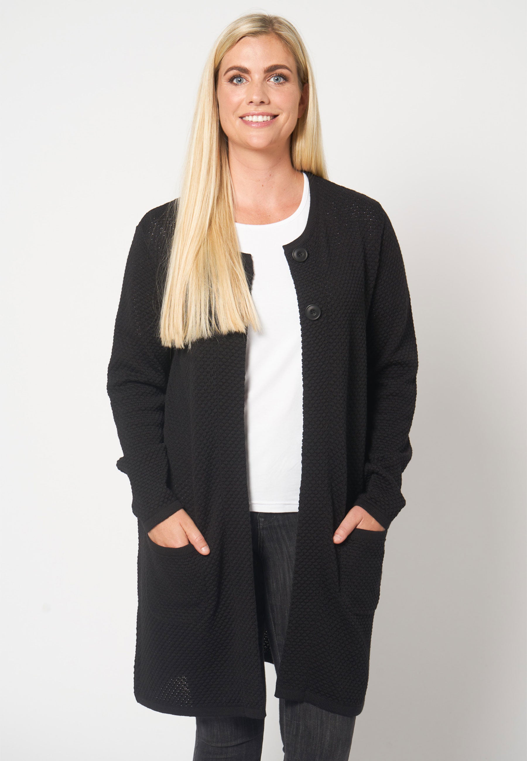 Lind Marie Knit Cardigan 110 Vanta Black