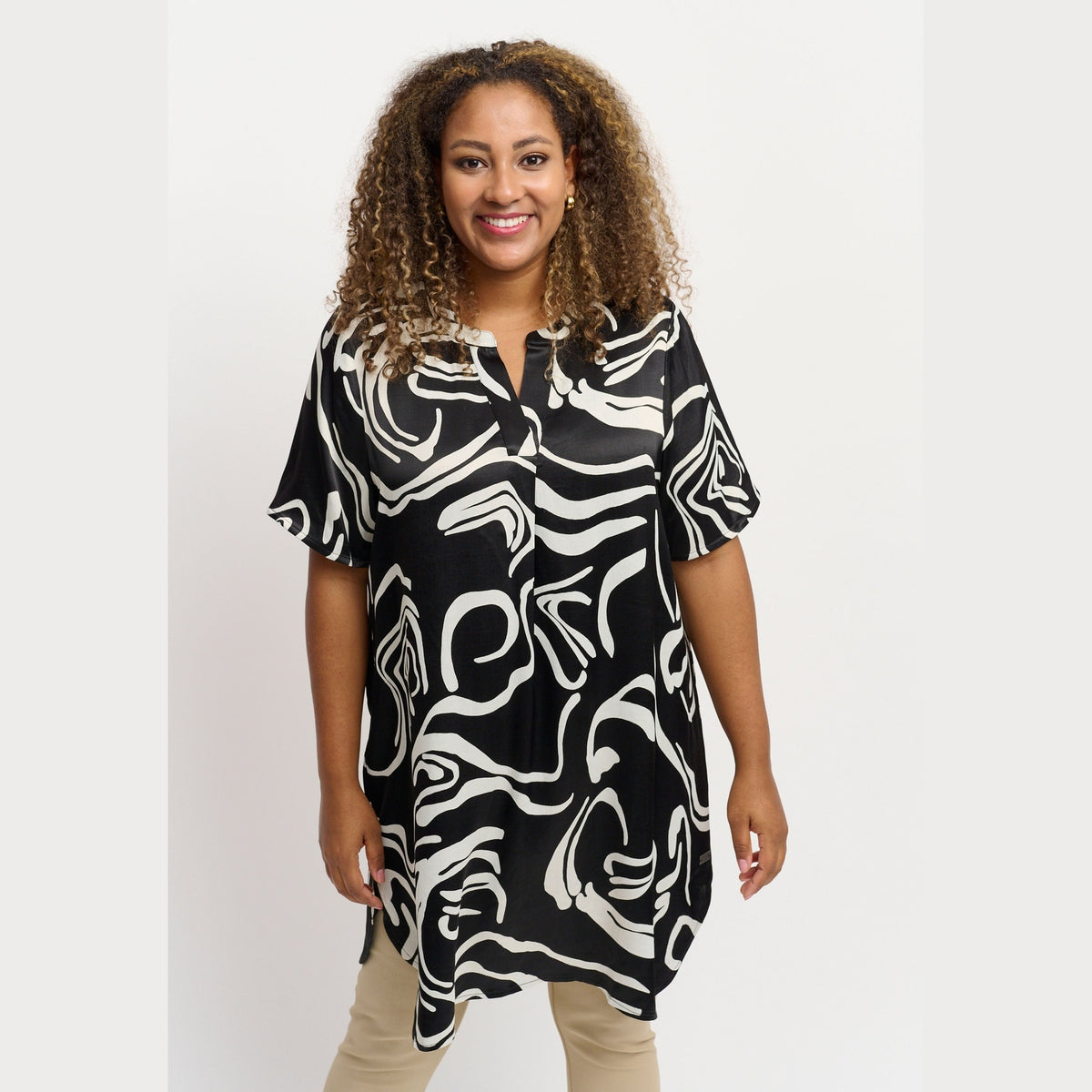 Pont Neuf PNBloom Sia Tunikaer 999 Black