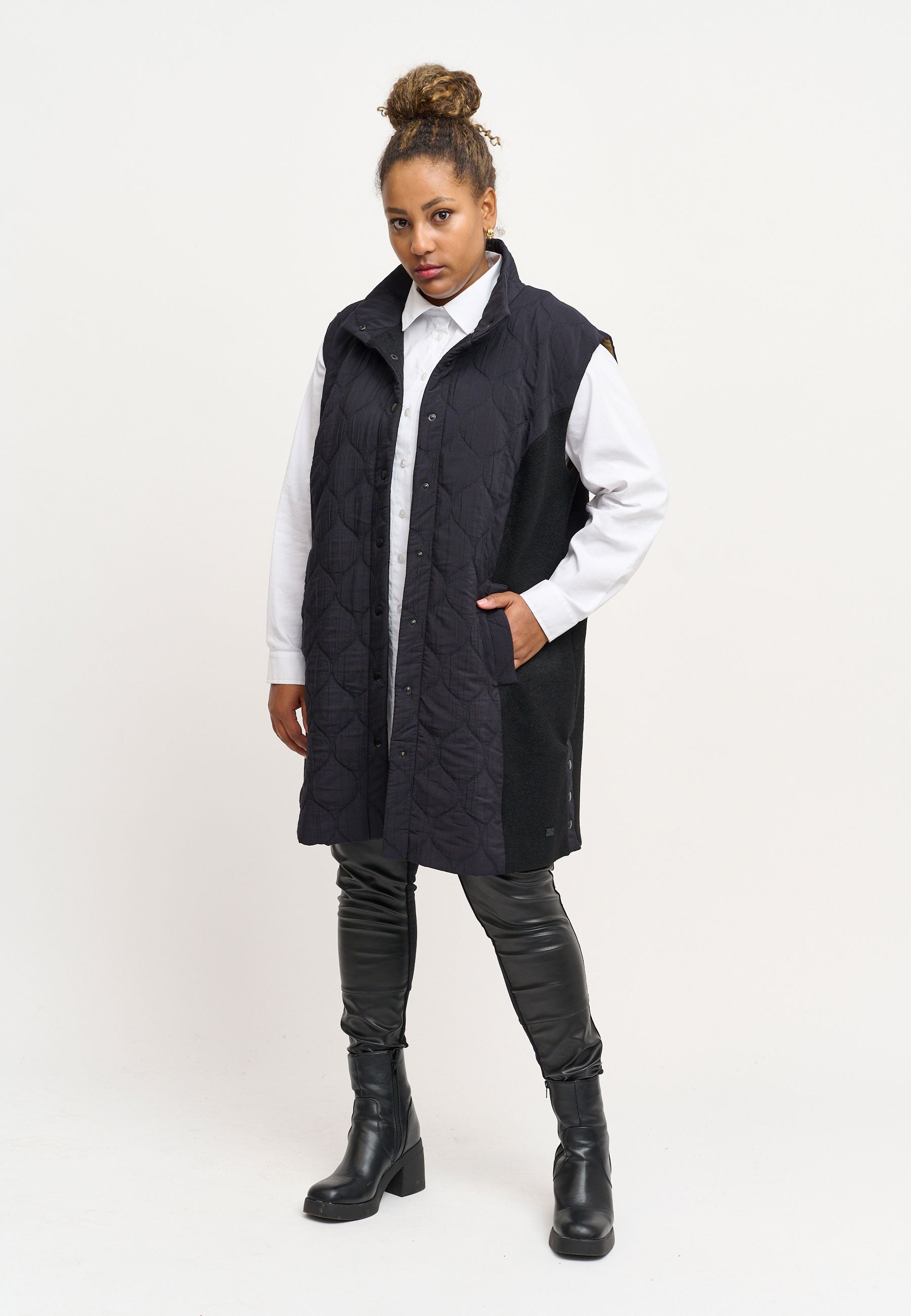 Pont Neuf PNLuca Veste 999 Black